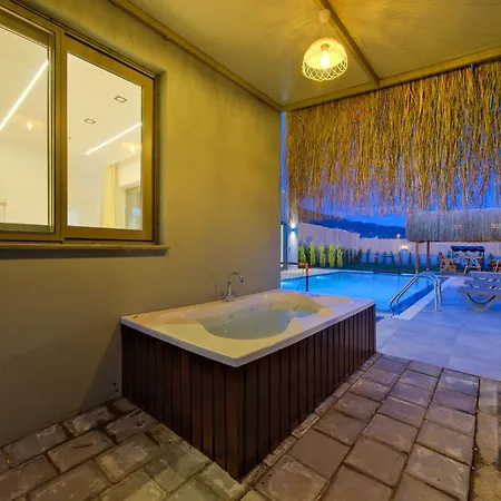 Valyrian Villa